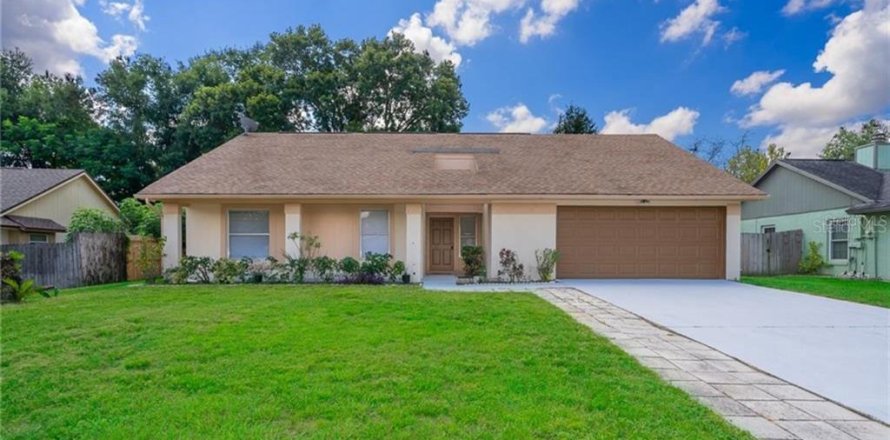 Casa en Orlando, Florida 4 dormitorios, 157.93 m2 № 1915628