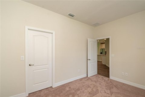 House in Ocala, Florida 3 bedrooms, 150.04 sq.m. № 1539907 - photo 4
