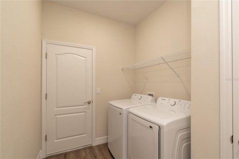 House in Ocala, Florida 3 bedrooms, 150.04 sq.m. № 1539907 - photo 25