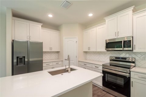 House in Ocala, Florida 3 bedrooms, 150.04 sq.m. № 1539907 - photo 9