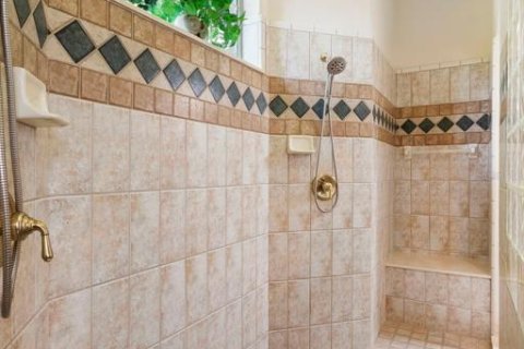 Купить виллу или дом в Деланд, Флорида 11 комнат, 242.01м2, № 1898607 - фото 24