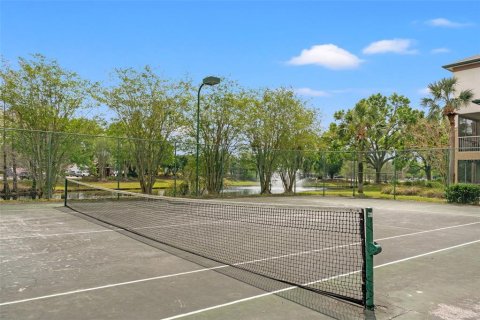 Condo in Tampa, Florida, 2 bedrooms  № 1589693 - photo 9