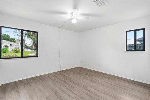 Casa en venta en Port St. Lucie, Florida, 2 dormitorios, 96.25 m2 № 2078324 - foto 15