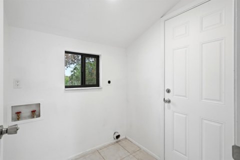 Casa en venta en Port St. Lucie, Florida, 2 dormitorios, 96.25 m2 № 2078324 - foto 19