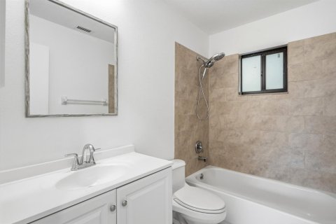 Casa en venta en Port St. Lucie, Florida, 2 dormitorios, 96.25 m2 № 2078324 - foto 13