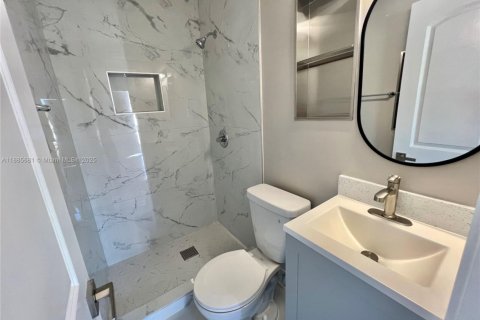 Casa en alquiler en Hollywood, Florida, 3 dormitorios, 84.36 m2 № 1932487 - foto 14