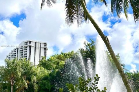 Condo in Miami, Florida, 2 bedrooms  № 1768549 - photo 13