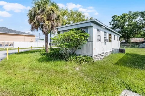 Apartment in Winter Haven, Florida 1 bedroom, 44.59 sq.m. № 1835446 - photo 16