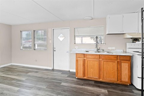 Apartment in Winter Haven, Florida 1 bedroom, 44.59 sq.m. № 1835446 - photo 5