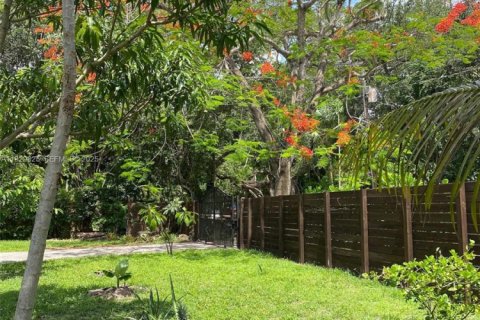 Купить виллу или дом в Майами, Флорида 5 спален, 203.83м2, № 1988818 - фото 4