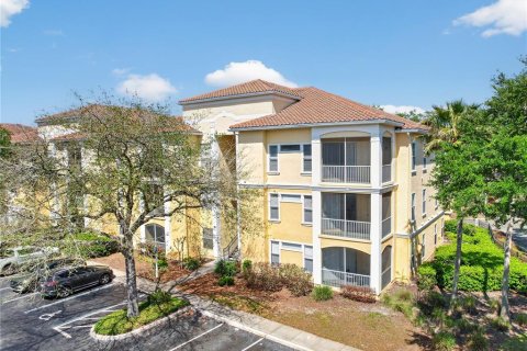 Condo in Maitland, Florida, 2 bedrooms  № 2225212