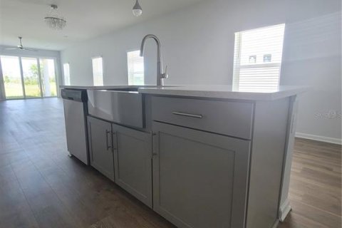 House in Palm Coast, Florida 3 bedrooms, 171.31 sq.m. № 1794941 - photo 8