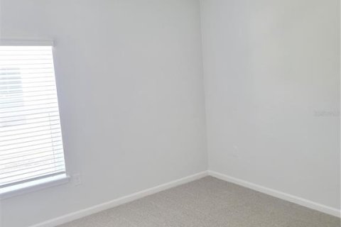 House in Palm Coast, Florida 3 bedrooms, 171.31 sq.m. № 1794941 - photo 12