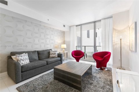 Condo in Miami, Florida, 1 bedroom  № 2060385 - photo 17