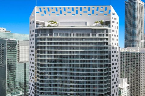 Condo in Miami, Florida, 1 bedroom  № 2060385 - photo 27