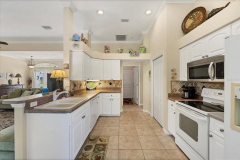 Villa ou maison à vendre à Englewood, Floride: 3 chambres, 163.14 m2 № 2148548 - photo 12