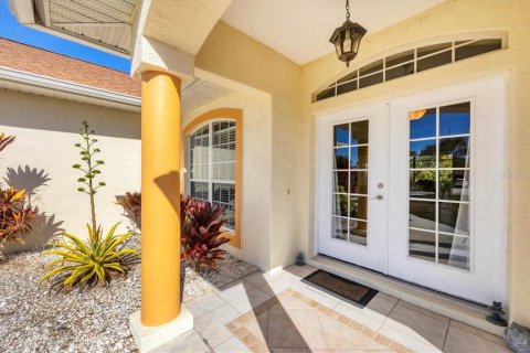 Villa ou maison à vendre à Englewood, Floride: 3 chambres, 163.14 m2 № 2148548 - photo 3