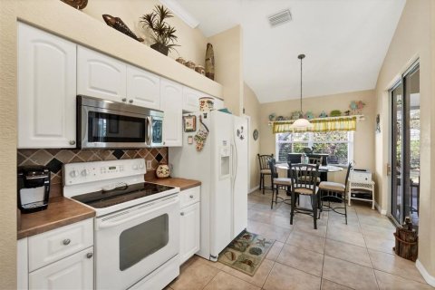 Villa ou maison à vendre à Englewood, Floride: 3 chambres, 163.14 m2 № 2148548 - photo 14
