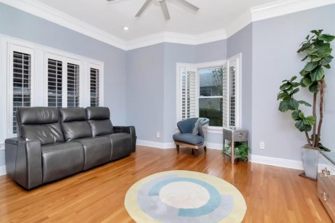 House in Tampa, Florida 5 bedrooms, 323.11 sq.m. № 1721035 - photo 21