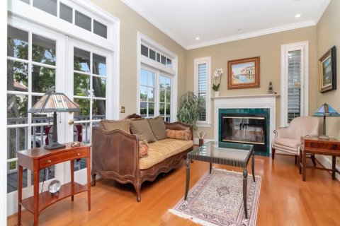 House in Tampa, Florida 5 bedrooms, 323.11 sq.m. № 1721035 - photo 11