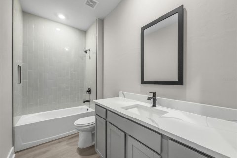 Casa en venta en Port Charlotte, Florida, 4 dormitorios, 183.95 m2 № 1773505 - foto 19