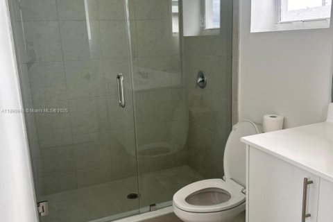 Townhouse in Homestead, Florida 3 bedrooms № 1943856 - photo 5