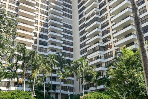 Copropriété à vendre à Hallandale Beach, Floride: 2 chambres, 118.91 m2 № 2084389 - photo 9