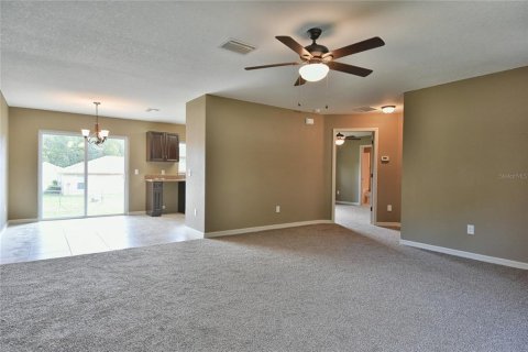 House in Ocala, Florida 3 bedrooms, 123.65 sq.m. № 1780380 - photo 8