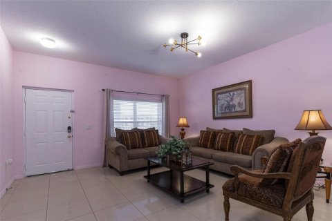 Condominio en venta en Kissimmee, Florida, 3 dormitorios, 137.87 m2 № 1823224 - foto 7