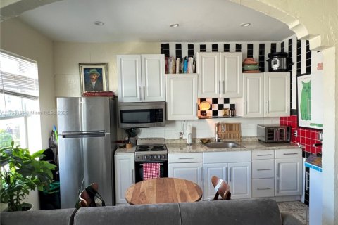 Copropriété à vendre à Miami Beach, Floride: 1 chambre, 41.81 m2 № 1874443 - photo 6