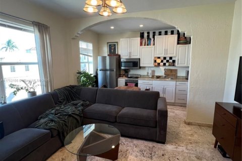 Copropriété à vendre à Miami Beach, Floride: 1 chambre, 41.81 m2 № 1874443 - photo 12