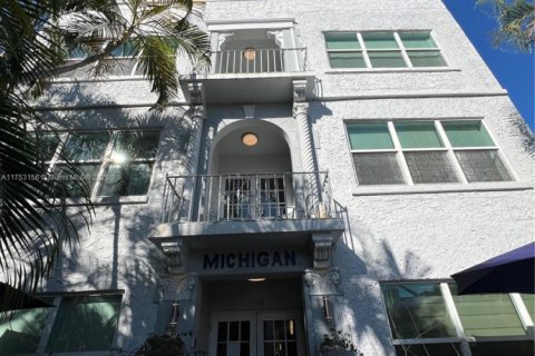 Copropriété à vendre à Miami Beach, Floride: 1 chambre, 41.81 m2 № 1874443 - photo 1