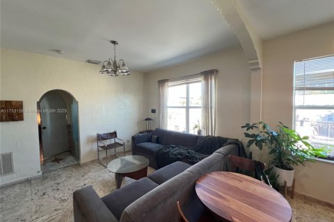 Copropriété à vendre à Miami Beach, Floride: 1 chambre, 41.81 m2 № 1874443 - photo 10