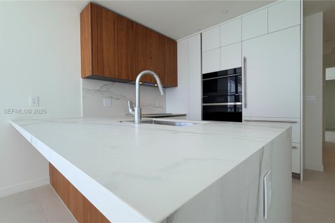 Copropriété à louer à Miami, Floride: 2 chambres № 2401952 - photo 19