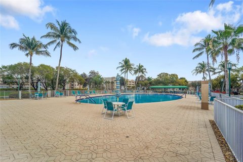 Copropriété à vendre à Tamarac, Floride: 2 chambres, 112.88 m2 № 2029764 - photo 26