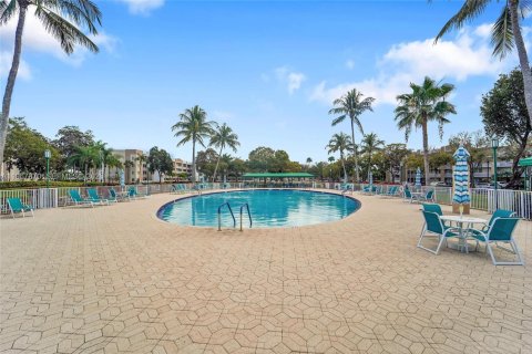 Copropriété à vendre à Tamarac, Floride: 2 chambres, 112.88 m2 № 2029764 - photo 27