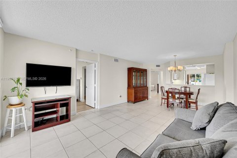 Copropriété à vendre à Tamarac, Floride: 2 chambres, 112.88 m2 № 2029764 - photo 20