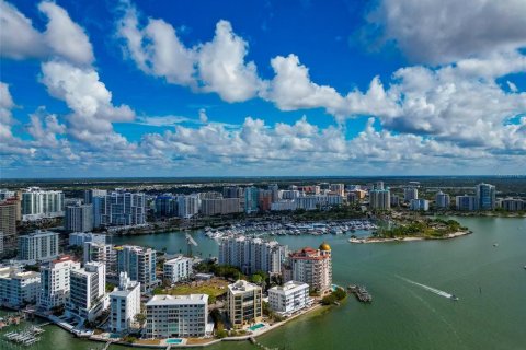 Купить кондоминиум в Сарасота, Флорида 7 комнат, 287.81м2, № 1522282 - фото 2