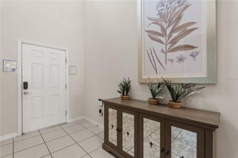 House in Davenport, Florida 8 bedrooms, 373.93 sq.m. № 1876630 - photo 13