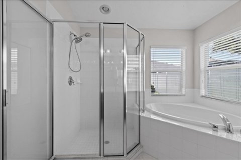 Villa ou maison à louer à Lakeland, Floride: 4 chambres, 183.76 m2 № 2388741 - photo 24
