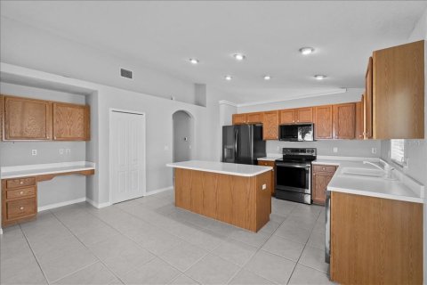 Villa ou maison à louer à Lakeland, Floride: 4 chambres, 183.76 m2 № 2388741 - photo 19