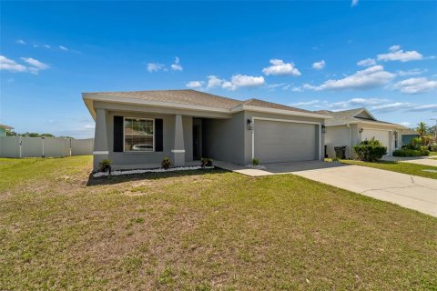 Casa en venta en Mulberry, Florida, 4 dormitorios, 162.49 m2 № 2199207 - foto 2