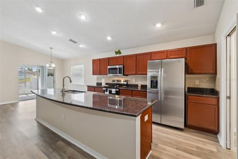 Casa en venta en Mulberry, Florida, 4 dormitorios, 162.49 m2 № 2199207 - foto 4