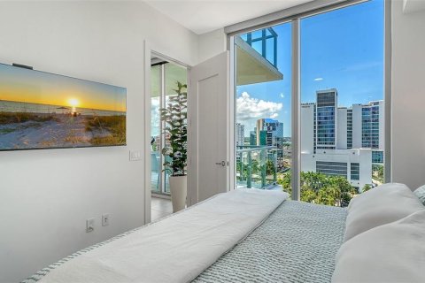 Condo in Sarasota, Florida, 2 bedrooms № 2155736 - photo 25