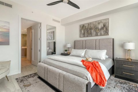 Condo in Sarasota, Florida, 2 bedrooms № 2155736 - photo 19