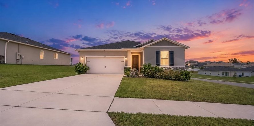 Casa en Mascotte, Florida 3 dormitorios, 142.79 m2 № 2259016