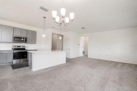 Casa en venta en Mascotte, Florida, 3 dormitorios, 142.79 m2 № 2259016 - foto 5