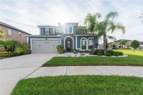 Casa en venta en Wesley Chapel, Florida, 4 dormitorios, 270.35 m2 № 1902860 - foto 1