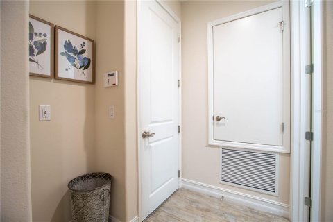 Casa en venta en Wesley Chapel, Florida, 4 dormitorios, 270.35 m2 № 1902860 - foto 23