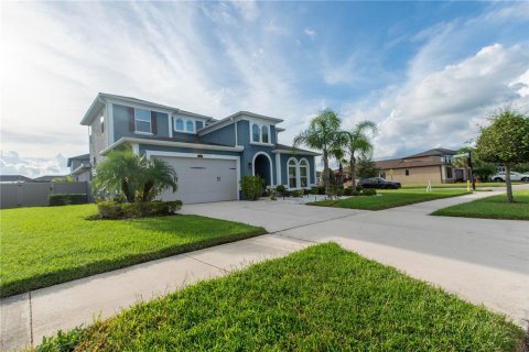 Casa en venta en Wesley Chapel, Florida, 4 dormitorios, 270.35 m2 № 1902860 - foto 3